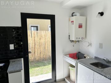Venta Casa -  Los Arces / Pilar / Apta Credito