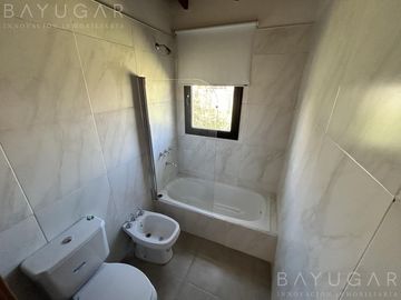Venta Casa -  Los Arces / Pilar / Apta Credito