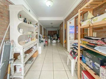 CASA 4 DORMITORIOSEN VENTA LA PLATA CON PILETA