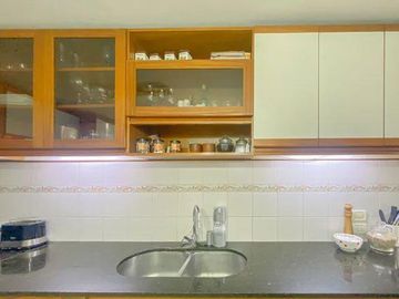 CASA 4 DORMITORIOSEN VENTA LA PLATA CON PILETA