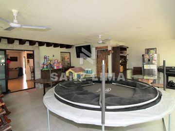 Casco Viejo: Esplendida casa en venta con bellos y generosos espacios