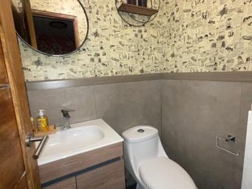 Venta amplia casa 5D4B en Condominio Parques de Bilbao