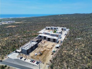 nuevo departamento en venta en Los Cabos, 2 recamaras, 2 baños, alberca climatizada, cerca de hotel diamante cabo san lucas
