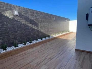 CASA EQUIPADA EN VENTA EN GUANAJUATO, ACCESO POR QUERETARO