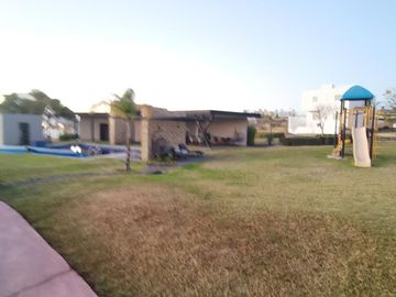 CASA EQUIPADA EN VENTA EN GUANAJUATO, ACCESO POR QUERETARO