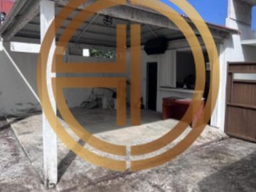 Casa en VENTA en FRACC HACIENDA CHETUMAL, a 10 min de la Bahia