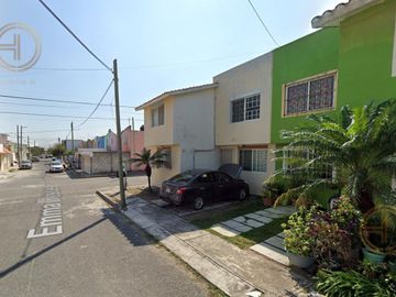 CASA EN VENTA EMMA ILLESCAS, VILLA RICA, VERACRUZ.