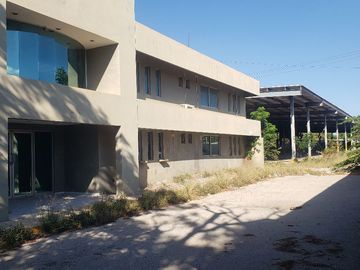 TERRENO COMERCIAL XCUMPCH, MÈRIDA. OPCIO PARA COMPRA EN PARTES