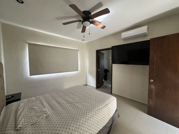 VENTA DE CASA DE UN SOLO PISO. TEMOZON NORTE. MÉRIDA.