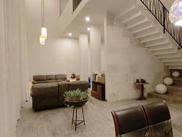 Venta Residencia de Autor en Jade Sur, Zibata, Queretaro