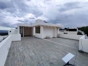 Venta Residencia de Autor en Jade Sur, Zibata, Queretaro