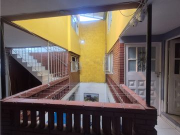 CASA EN VENTA, BARRIO DELICIAS, CERCA A ALKOSTO VENECIA