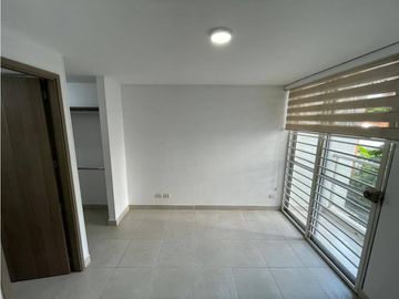 SE VENDE APARTAMENTO EN VALLE DEL LILI WV - JH (8419873)