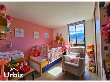 Venta de Apartamento de 91m con balcón en Nuevo Country