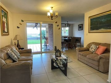 SE VENDE CASA BRISAS HEIGHT BRISAS DEL GOLF