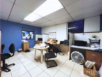 VENTA DE CASA COMERCIAL/ LOTE ZONIFICACION MP-RM3C2, BELLA VISTA (8)