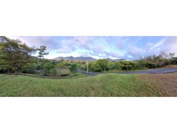 Proyecto Residencial en La Mesa de San Martin *AD