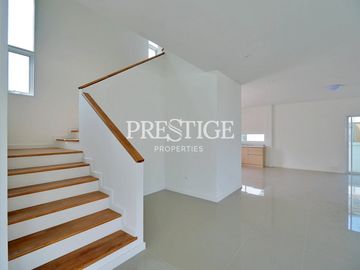 Tropical Village 2 – 3 bed 4 bath in Huay Yai / Phoenix PP11095