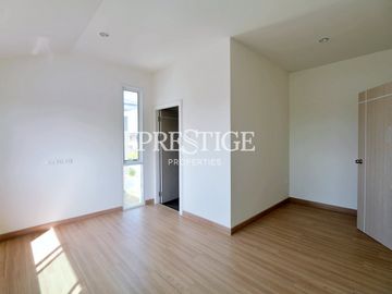 Tropical Village 2 – 3 bed 4 bath in Huay Yai / Phoenix PP11095