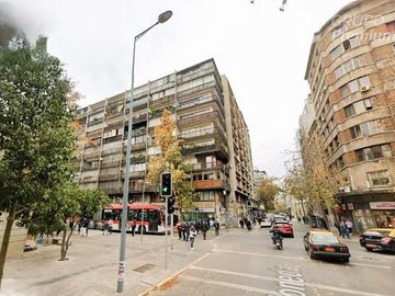 Departamento en Venta en Entre Moneda y Mac Iver, cerca de la Estación Metro Santa Lucia