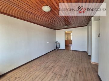 Casa en Venta en Casa en Avenida Gómez Carreño