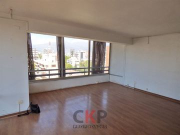 Departamento en Venta en Av. Los Leones / Universidad San Sebastián