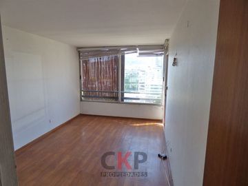 Departamento en Venta en Av. Los Leones / Universidad San Sebastián