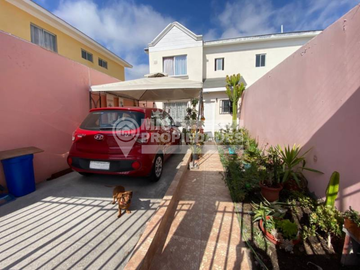 SE VENDE CASA EN CONDOMINIO VISTA HERMOSA VII SECTOR NORTE