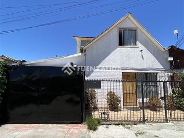 Casa en Venta en Tres Poniente / Campanario