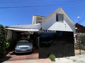 Casa en Venta en Tres Poniente / Campanario