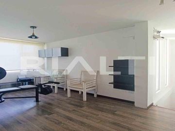 Casa sin adosamiento de venta en Tumbaco Santa Rosa