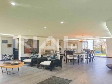 Casa sin adosamiento de venta en Tumbaco Santa Rosa
