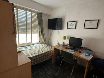 VENTA DE CASA 5 AMBIENTES - CASTELAR NORTE