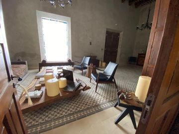 CASA EN EL CENTRO
