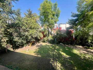 Casa en condominio en venta en Olivar de los Padres