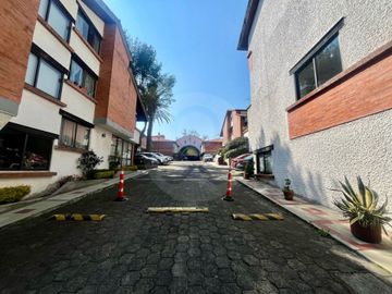 Casa en condominio en venta en Olivar de los Padres