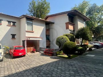 Casa en condominio en venta en Olivar de los Padres