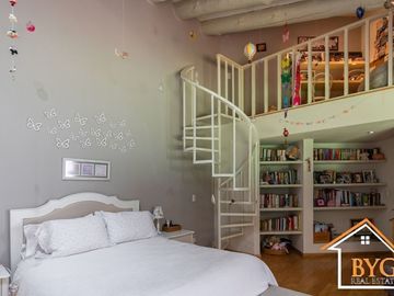 PRIVADA EXCLUSIVA DE 5 CASAS , EN BOSQUES DE LAS LOMAS CON CANCHA DE TENIS