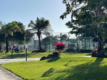 Casa en venta en la zona norte de Mérida en privada residencial