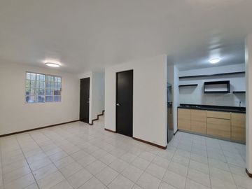CASA EN VENTA EN VALLE DE PALMAS