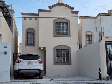 CASA EN VENTA EN VALLE DE PALMAS