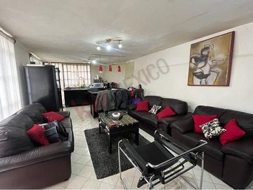 ATENCIÓN INVERSIONISTAS: VENTA DE CASA A PRECIO DE TERRENO