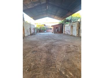 Venta de Galpón de 583 m2 en pleno Centro de Los Andes
