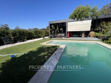 Casa ideal en Maitencillo ¡Oportunidad única en rico condominio!