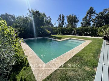 Casa ideal en Maitencillo ¡Oportunidad única en rico condominio!