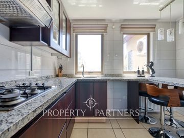 HERMOSA CASA EN VENTA, A PASOS DEL METRO QUILIN, CONDOMINIO EN PEÑALOLEN