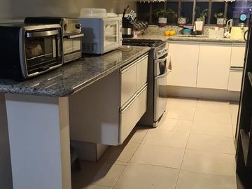 CASA EN VENTA EN COL. DEL VALLE, SAN PEDRO GARZA GARCÍA