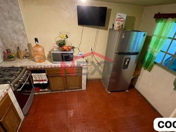 VENTA DE CASA AL SUR