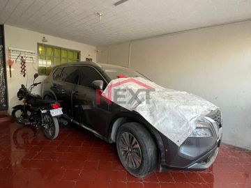 VENTA DE CASA AL SUR