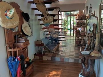 Casa + cabañas en parcela / 10 min Melipilla.